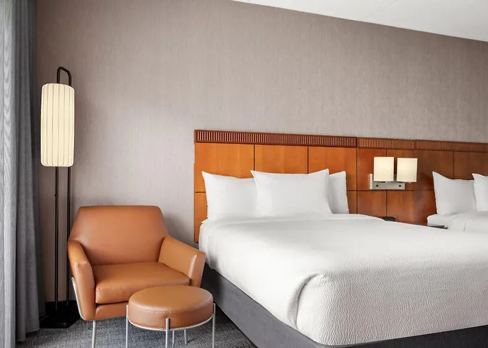 Courtyard By Marriott Detroit Livonia